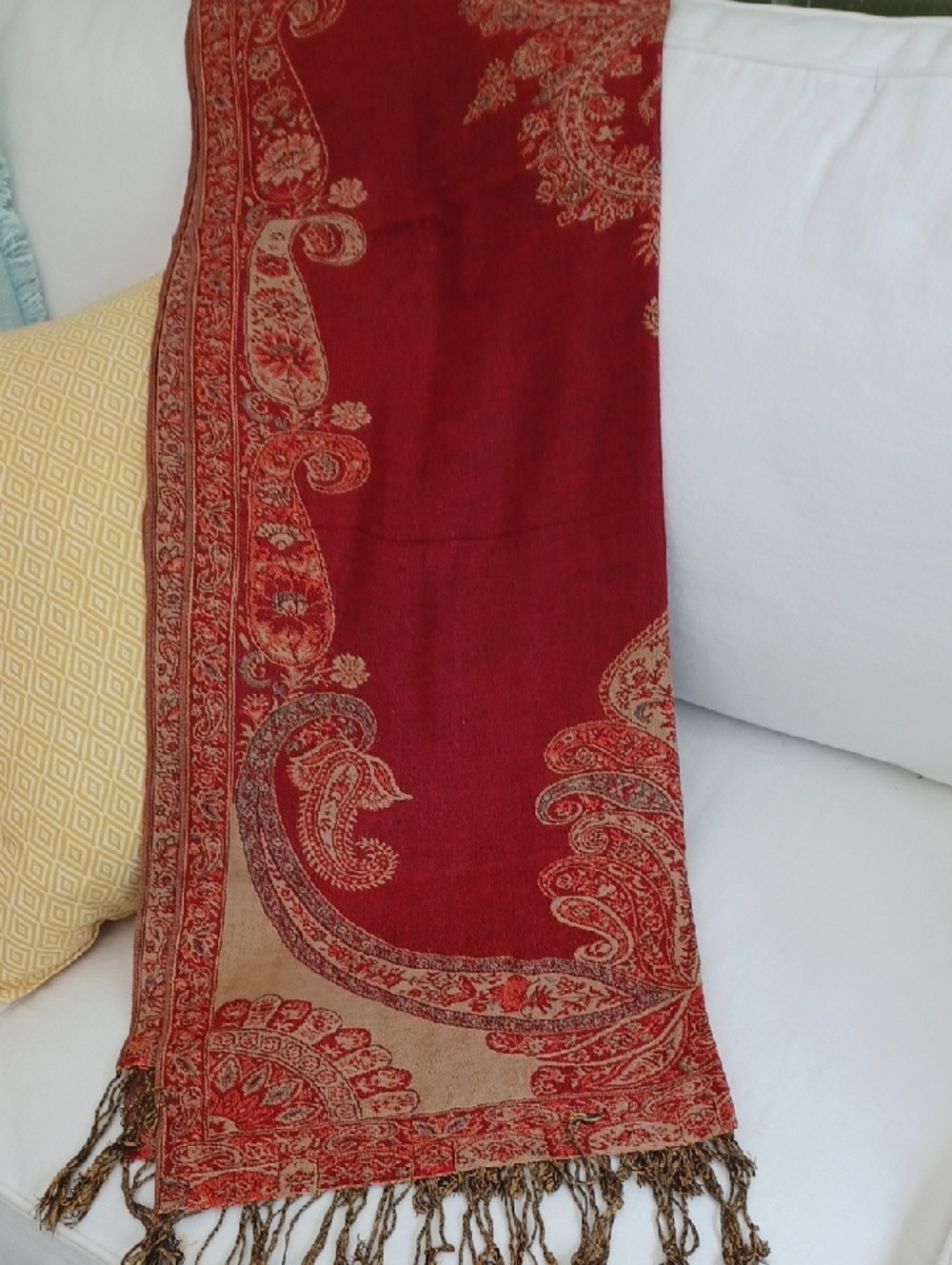 NWOT. Pashmina Red and Gold Paisley Patterned Fringed Scarf
